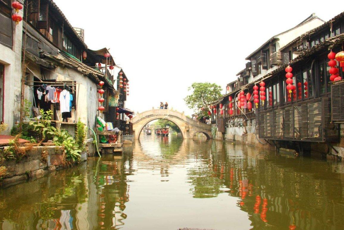 小红帽的冒险之旅